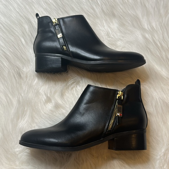 Tommy Hilfiger Shoes - - NWOT Tommy Hilfiger Wright Booties